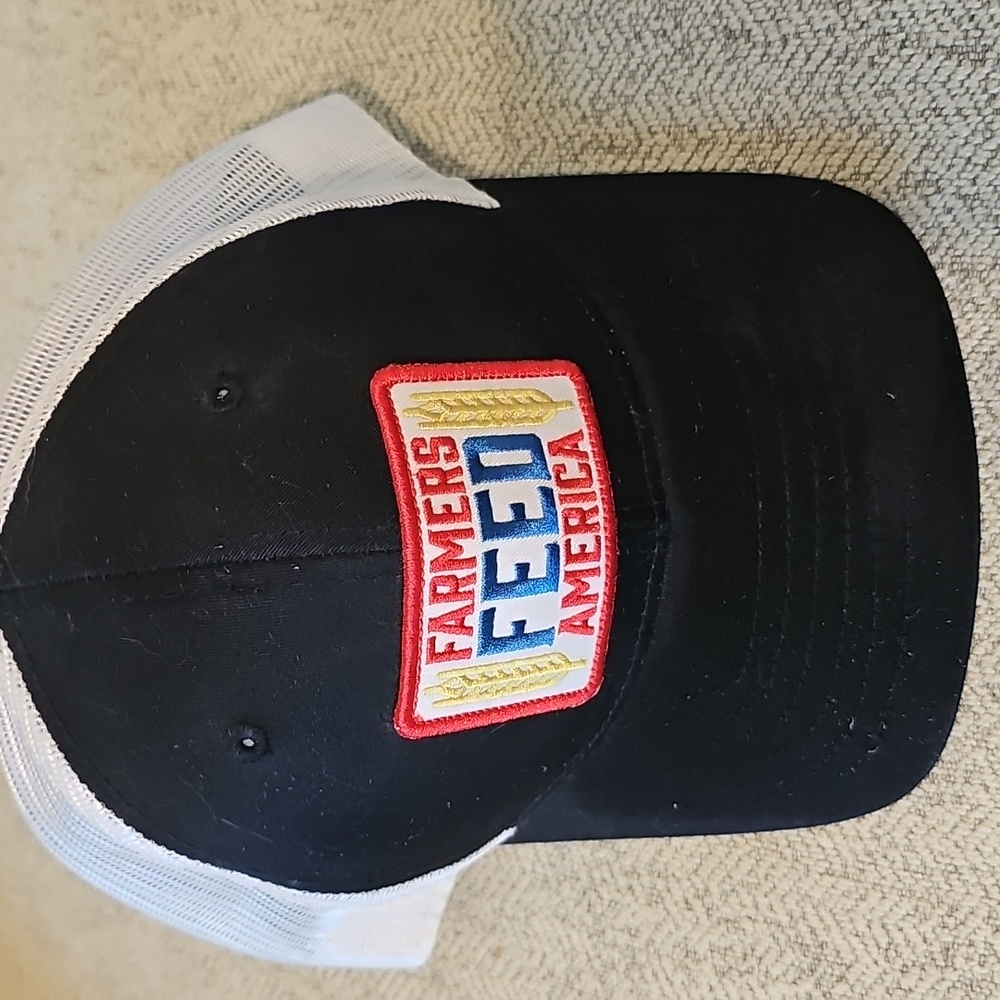 Farmers Feed America Black and White Cap
